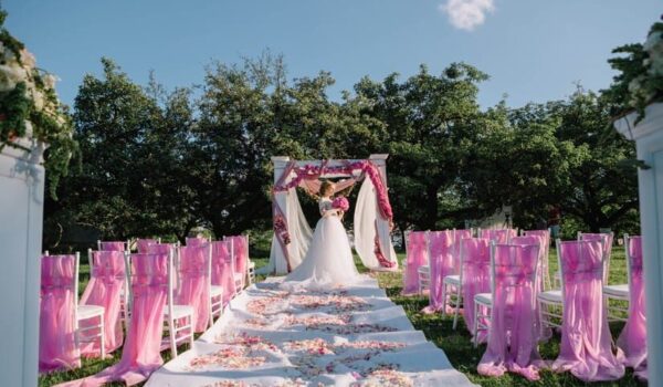 Aisle Runner Definition: Understanding Their Role